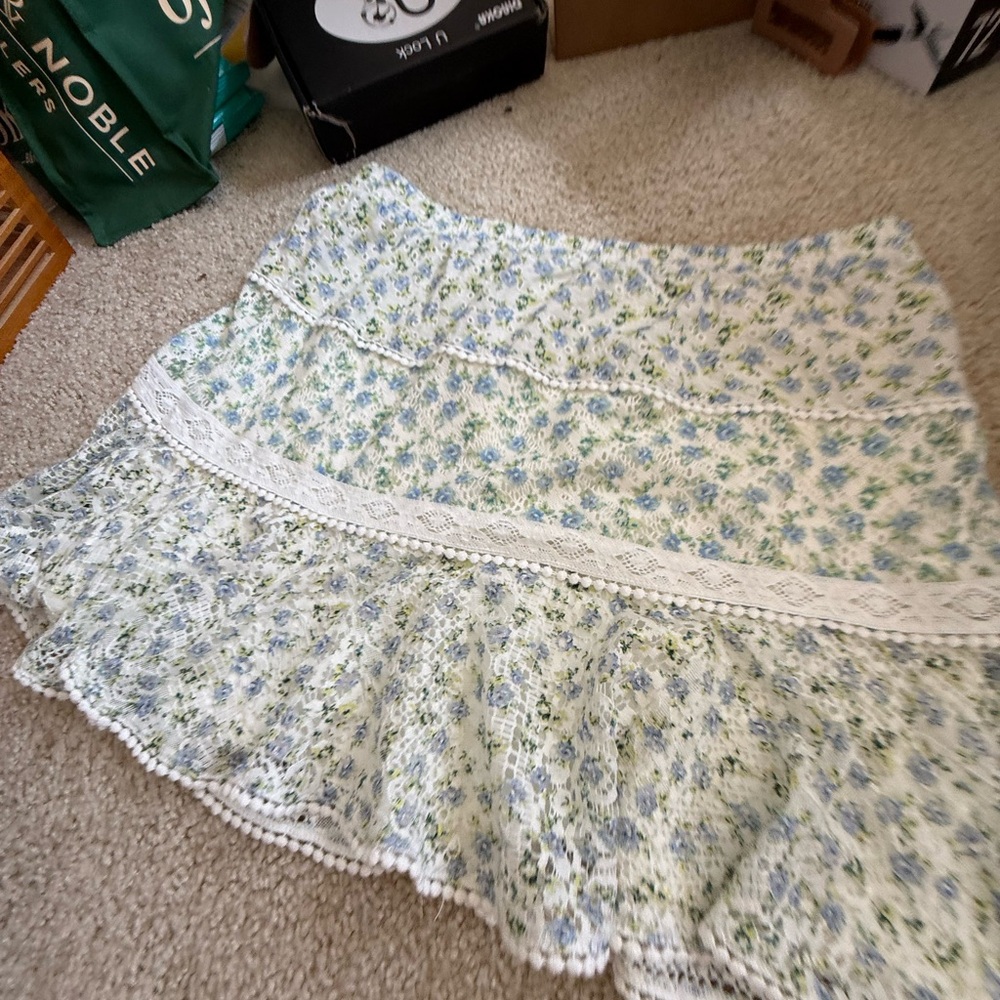 House of Harlow 1960 Blue Floral Midi Skirt - Picture 4 of 5